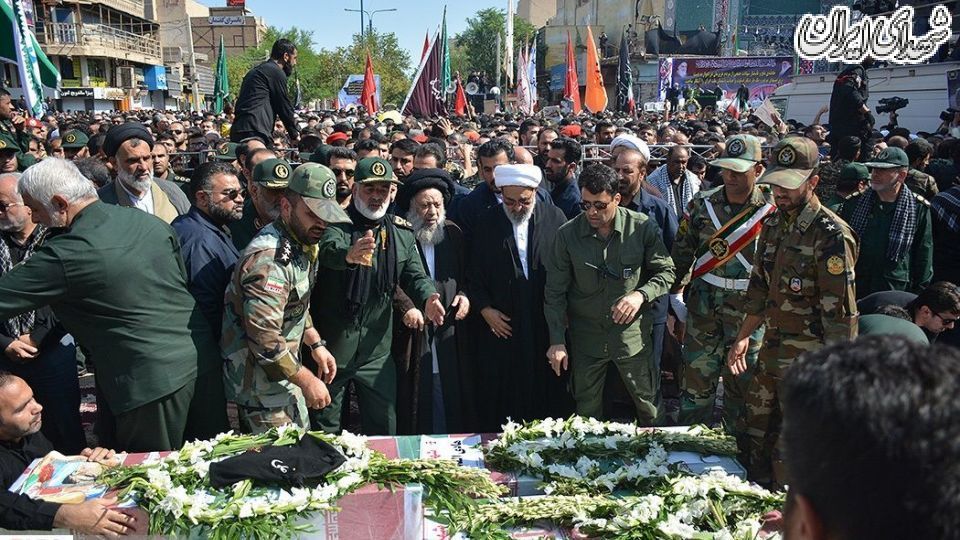 تشییع باشکوه شهدای حادثه تروریستی اهواز