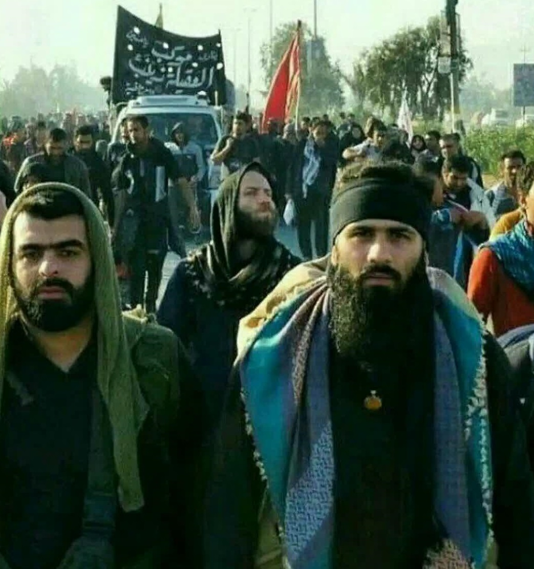 شهید مدافع حرم در پیاده‌روی اربعین حسینی + عکس