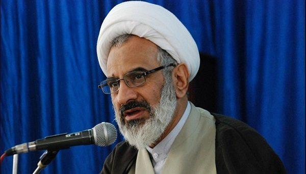 وارد کردن بانوان داخل استادیومها یک خطر است/باید غیرت دینی ما بجوشد / نباید اجازه این کارها را بدهیم وارد کردن بانوان داخل استادیومها یک خطر است/باید غیرت دینی ما بجوشد / نباید اجازه این کارها را بدهیم