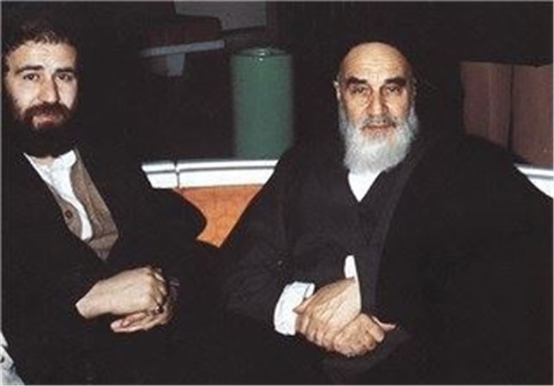 تذکر مهم امام: شیطان از همین جا سراغ آدم می آید تذکر مهم امام: شیطان از همین جا سراغ آدم می آید