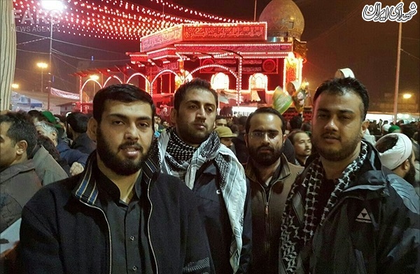 شهدای مدافع حرم در بین زائران اربعینی شهدای مدافع حرم در بین زائران اربعینی