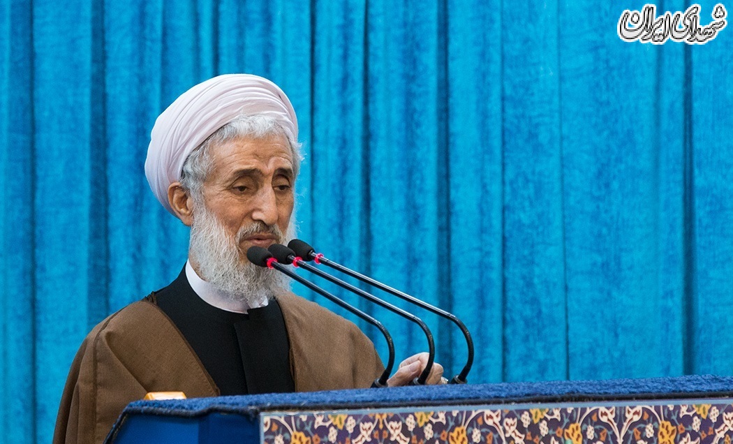 نماز جمعه تهران / ۱۸ آبان ۹۷ نماز عبادی ـ سیاسی جمعه ۱۸ آبان ۱۳۹۷ تهران به امامت حجت الاسلام کاظم صدیقی امام جمعه موقت تهران در دانشگاه تهران برگزار شد. امام جمعه موقت تهران گفت: این دولت از اول وعده داده بود که ارزش پول ملی را افزایش دهد، ولی تنها نقطهای که زائران اذیت شدند، موضوع ارز بود که هم اصل مسئله به صورت امری ناپسند باقی مانده و پول ما ثبات ندارد و هم نسبت به زائران باید تمهیداتی اندیشیده میشد تا در عراق اذیت نمیشدند. نماز جمعه تهران / ۱۸ آبان ۹۷ نماز عبادی ـ سیاسی جمعه ۱۸ آبان ۱۳۹۷ تهران به امامت حجت الاسلام کاظم صدیقی امام جمعه موقت تهران در دانشگاه تهران برگزار شد. امام جمعه موقت تهران گفت: این دولت از اول وعده داده بود که ارزش پول ملی را افزایش دهد، ولی تنها نقطهای که زائران اذیت شدند، موضوع ارز بود که هم اصل مسئله به صورت امری ناپسند باقی مانده و پول ما ثبات ندارد و هم نسبت به زائران باید تمهیداتی اندیشیده میشد تا در عراق اذیت نمیشدند.