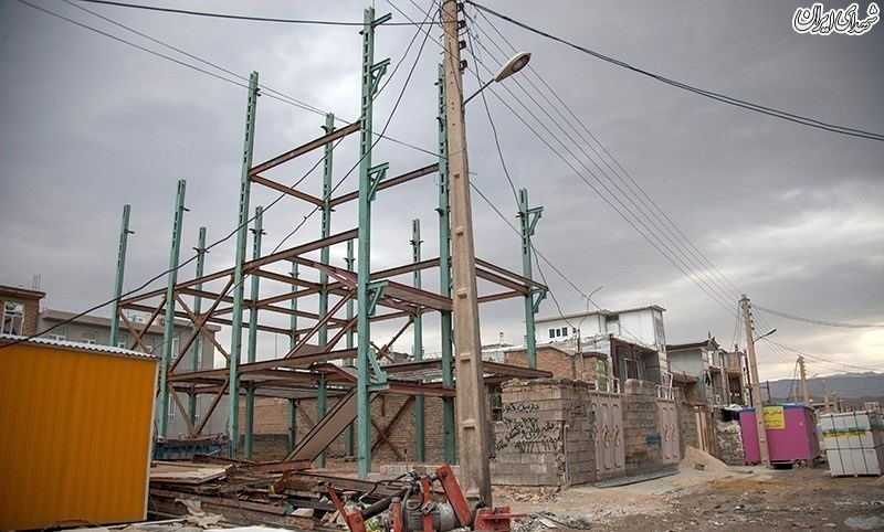 سر پل ذهاب یکسال پس از زلزلهب