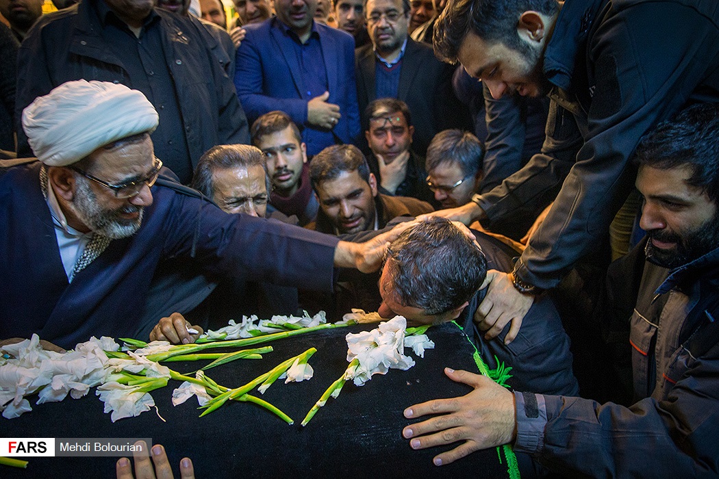 تشییع پیکر بسیجی جهادگر امیرمحمد اژدری + تصاویر