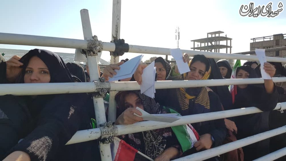 جمع‌آوری نامه‌های مردم خوی به روحانی