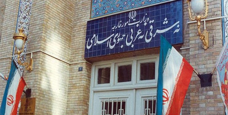 وزارت خارجه خبر مذاکره با آمریکا در عمان را تکذیب کرد وزارت خارجه خبر مذاکره با آمریکا در عمان را تکذیب کرد