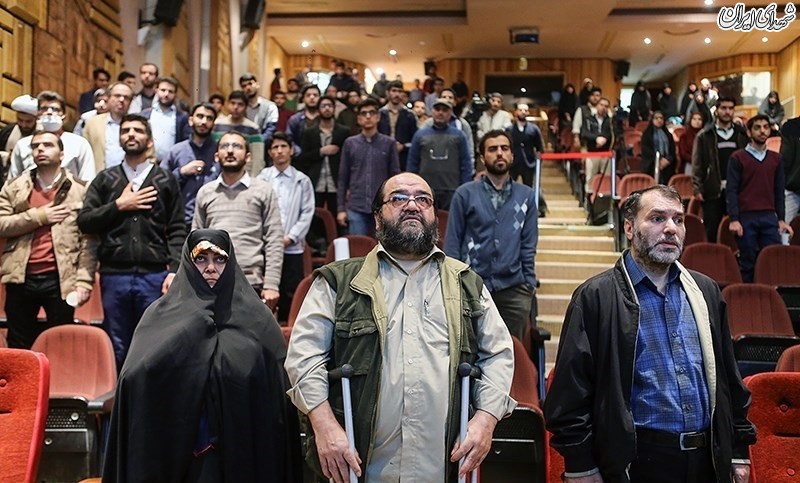 بزرگداشت هنرمند انقلابی حمید داوود آبادی بزرگداشت هنرمند انقلابی حمید داوود آبادی