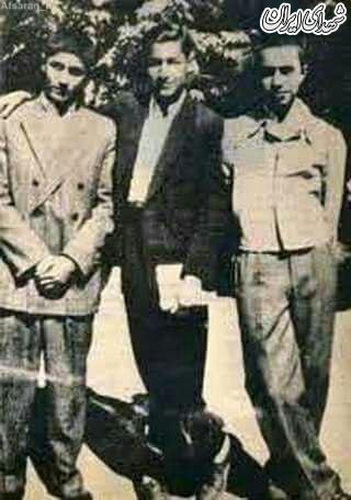 عکس شهید چمران از ۳ دانشجوی شهید در ۱۶ آذر
