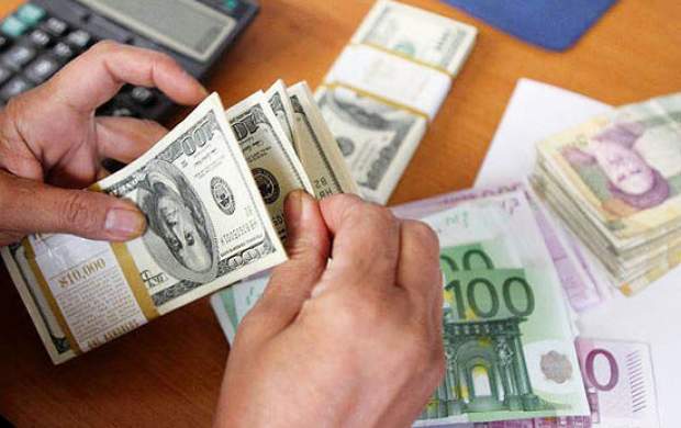 دولت قیمت دلار را «تعمداً»بالا برد دولت قیمت دلار را «تعمداً»بالا برد