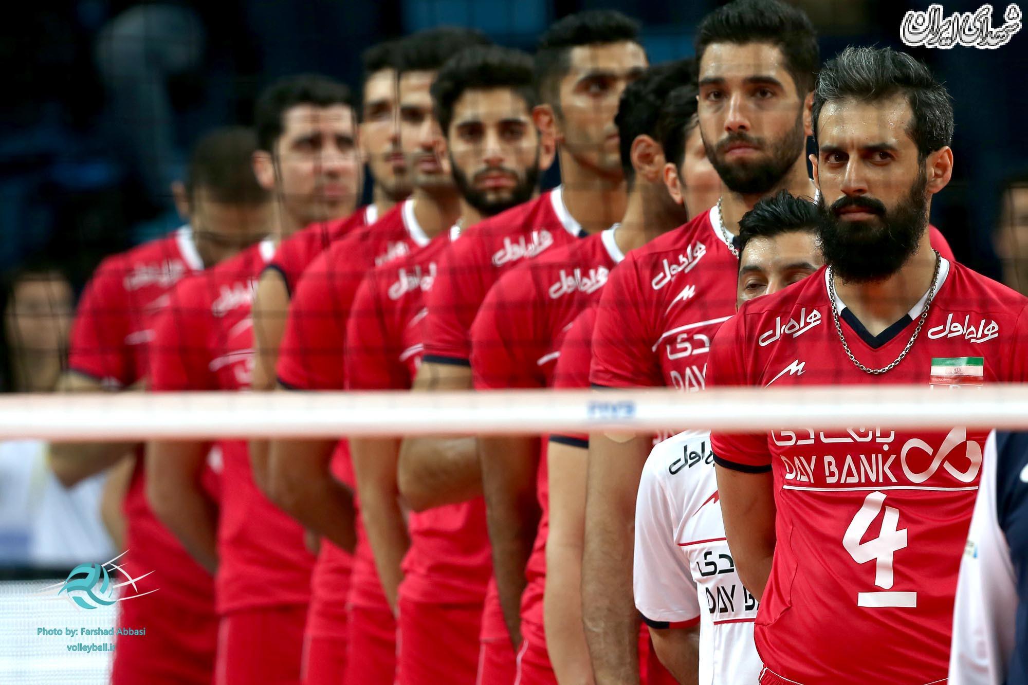 رهبر انقلاب :حواستان به والیبال باشد رهبر انقلاب :حواستان به والیبال باشد