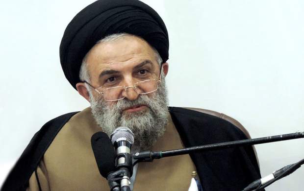 «شرق» به آیت الله غروی لقب مرجعیت داد! «شرق» به آیت الله غروی لقب مرجعیت داد!