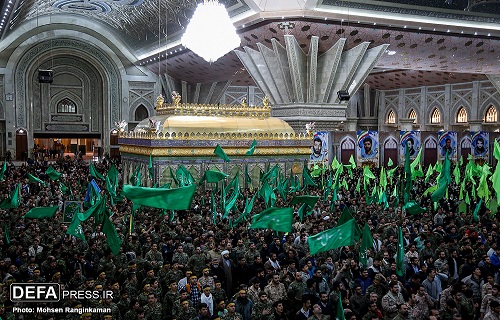 تجمع ۲۰ هزار نفری بسیجیان در حرم امام خمینی(ره) تجمع ۲۰ هزار نفری بسیجیان در حرم امام خمینی(ره)