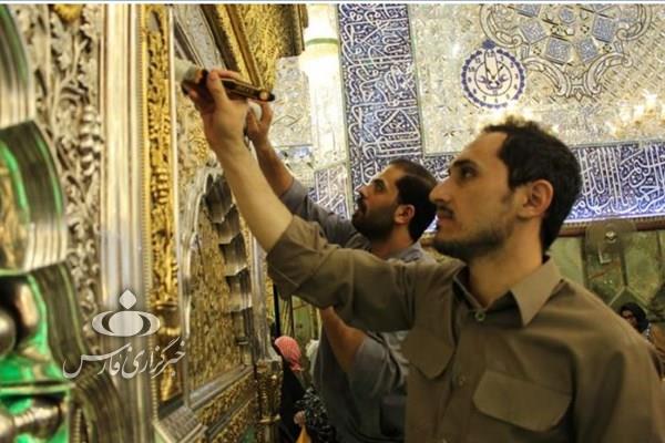 حرم حضرت امیرالمومنین علی(ع) غبار روبی شد + عکس حرم حضرت امیرالمومنین علی(ع) غبار روبی شد + عکس