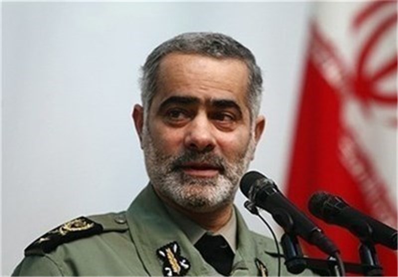 مشاور فرمانده کل ارتش: ارتش هیچگاه دستش را از دست سپاه جدا نمیکند مشاور فرمانده کل ارتش: ارتش هیچگاه دستش را از دست سپاه جدا نمیکند
