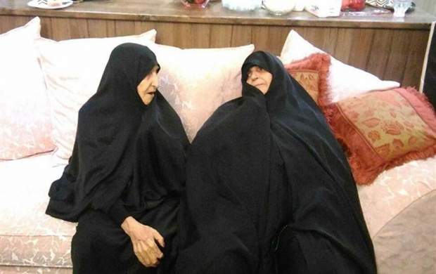 مادر شهیدان جنگروی به فرزندان شهیدش پیوست مادر شهیدان جنگروی به فرزندان شهیدش پیوست