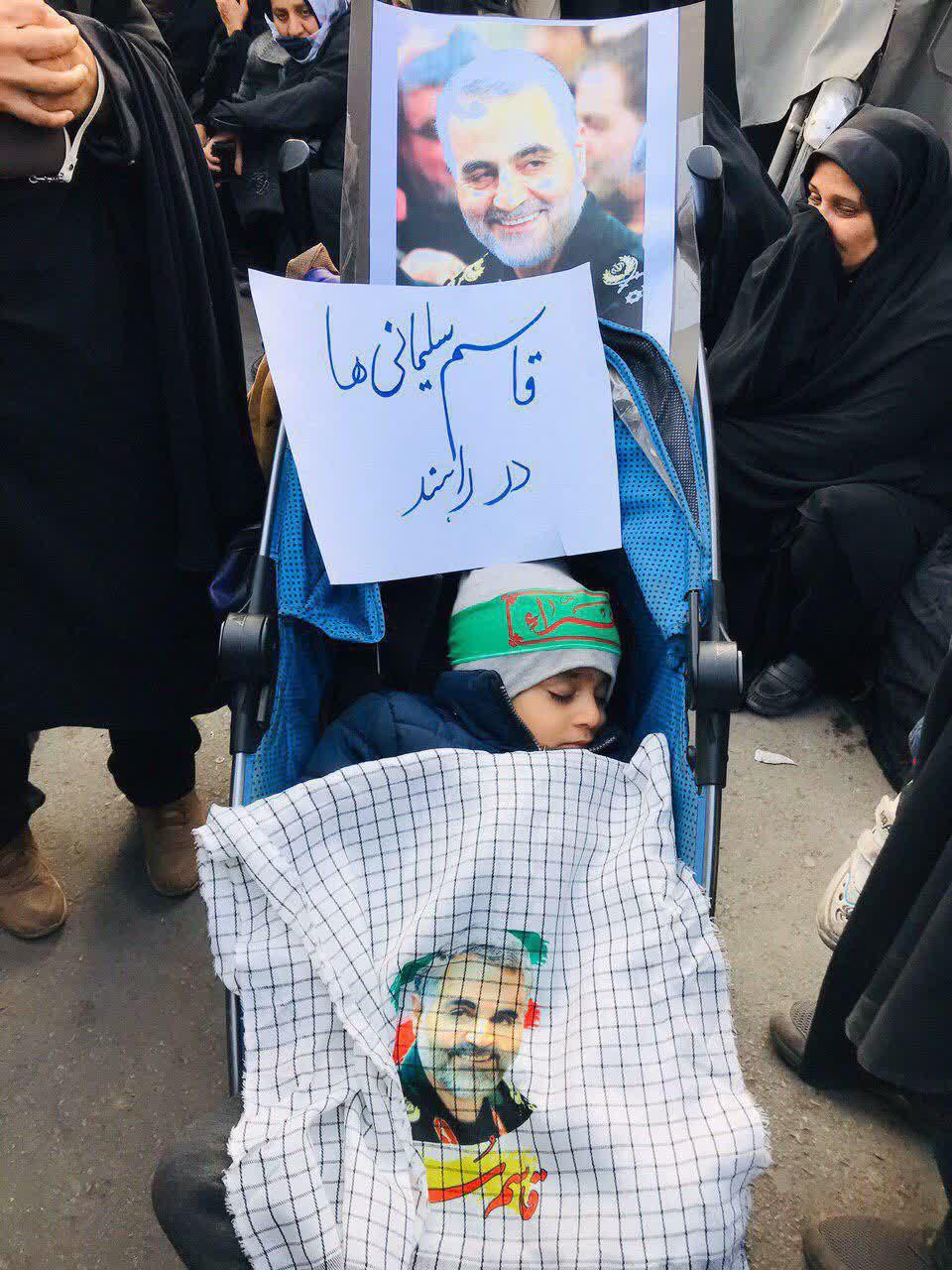 عکس/ قاسم سلیمانی‌ها در راهند...