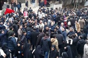 تجمع دانشگاهیان دانشگاه شهیدبهشتی در اعتراض به اقدامات فرصتطلبان تجمع دانشگاهیان دانشگاه شهیدبهشتی در اعتراض به اقدامات فرصتطلبان
