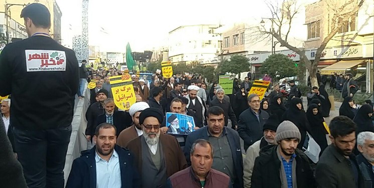 راهپیمایی مردم تهران به سمت میدان شهدا آغاز شد راهپیمایی مردم تهران به سمت میدان شهدا آغاز شد