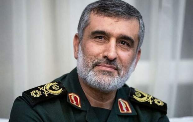 سردار حاجیزاده:برای اخراج آمریکا متحد شویم سردار حاجیزاده:برای اخراج آمریکا متحد شویم