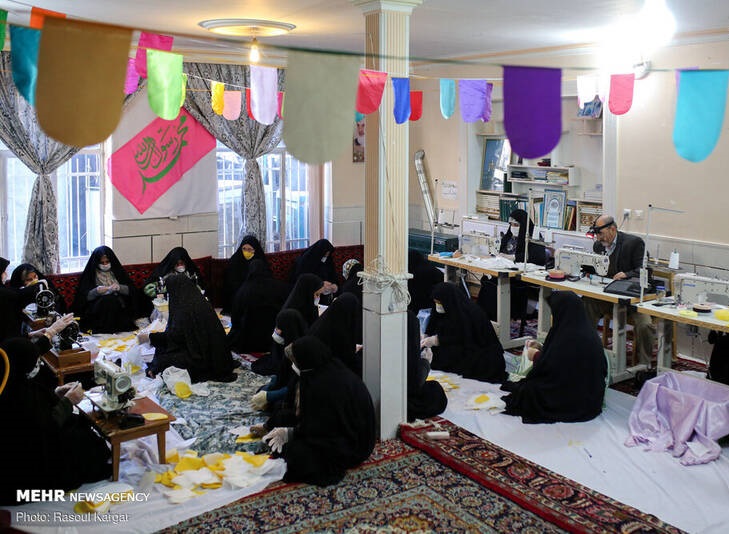 عکس/ همت دانش‌آموزان مشهدی برای تولید ماسک