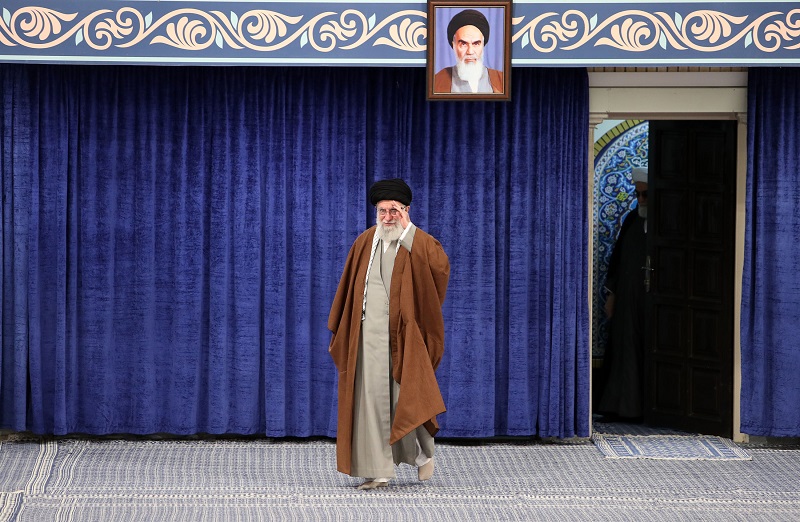 حضور رهبر انقلاب پای صندوق رای
