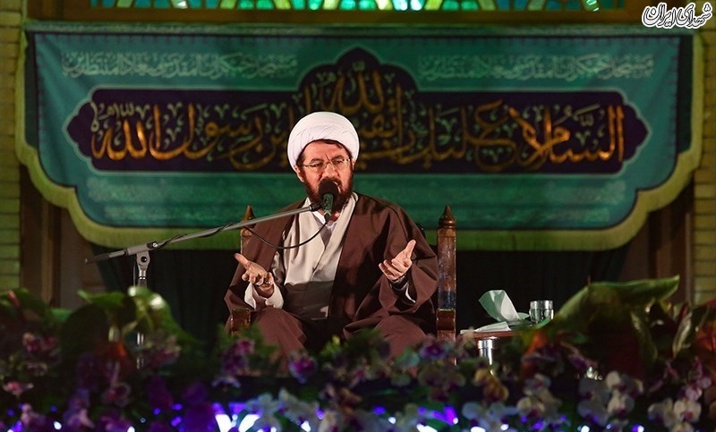 عکس/ مسجد جمکران در شب نیمه شعبان