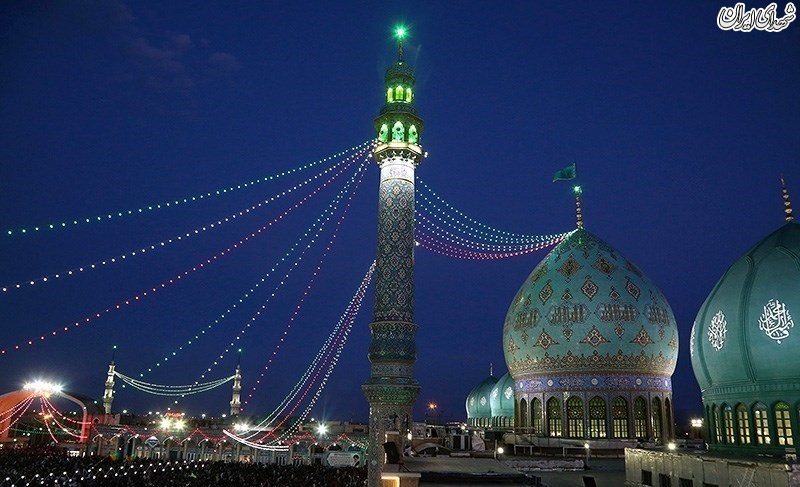 عکس/ مسجد جمکران در شب نیمه شعبان