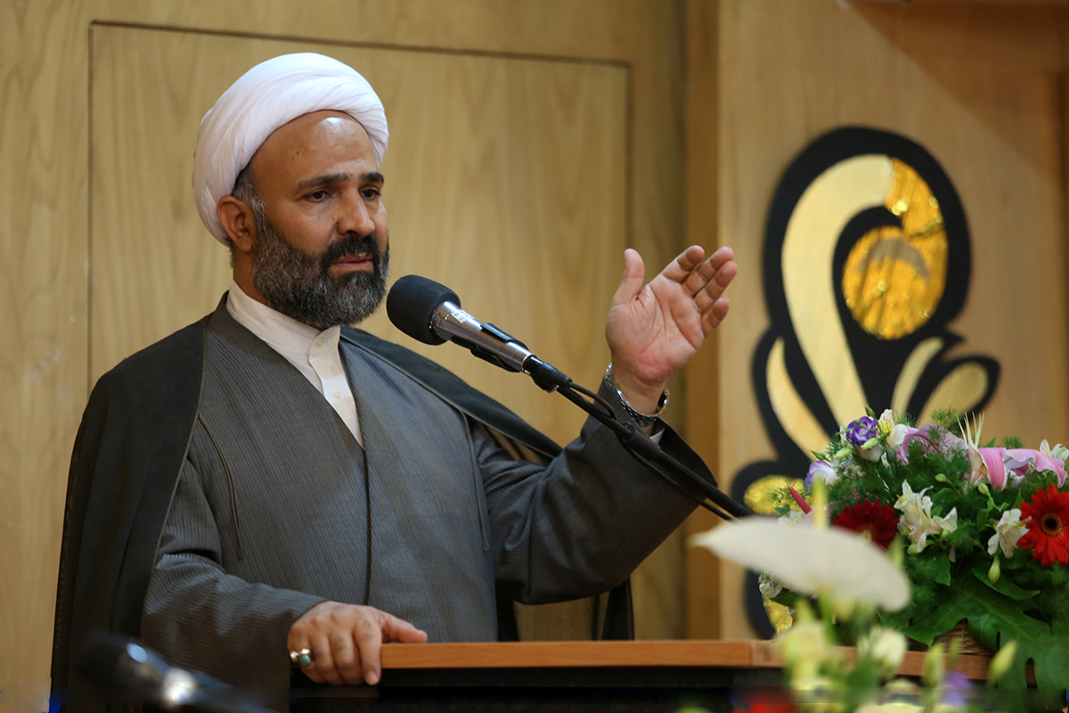 پژمانفر:وزیر ارتباطات مخالف شبکه ملی است پژمانفر:وزیر ارتباطات مخالف شبکه ملی است