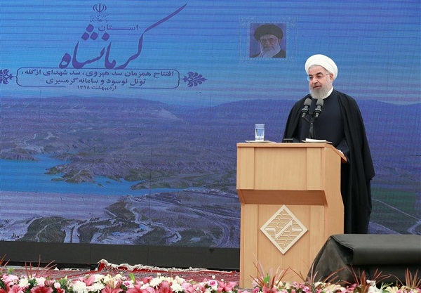 رئیسجمهور:قدرت آمریکاییها در حد زبان درازشان نیست رئیسجمهور:قدرت آمریکاییها در حد زبان درازشان نیست