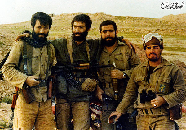 ماجرای پیش بینی شهید وزوایی درباره شهادت دوستانش/ تو به ماندن فکر میکنی و ما به رفتن! ماجرای پیش بینی شهید وزوایی درباره شهادت دوستانش/ تو به ماندن فکر میکنی و ما به رفتن!