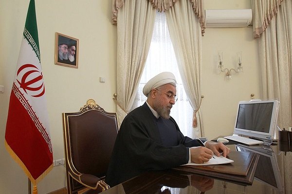 تبریک روحانی به سران کشورها به مناسبت ماه رمضان تبریک روحانی به سران کشورها به مناسبت ماه رمضان