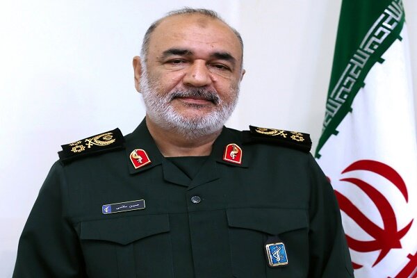 پیام سردار سلامی به مجلس:دشمنان را تا قبرستان تاریخ بدرقه میکنیم پیام سردار سلامی به مجلس:دشمنان را تا قبرستان تاریخ بدرقه میکنیم