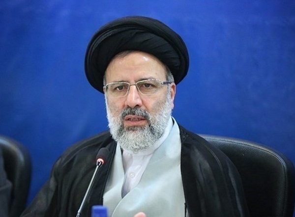 تبریک رئیسی به سردار سلامی تبریک رئیسی به سردار سلامی
