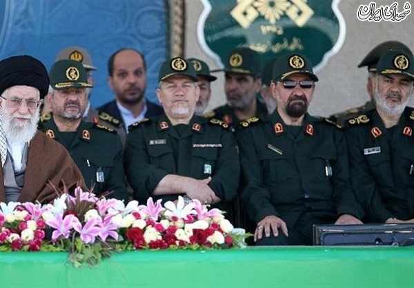 ۴۰ سالگی سپاه پاسداران با ۸ فرمانده ۴۰ سالگی سپاه پاسداران با ۸ فرمانده