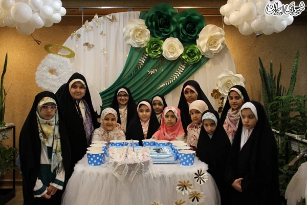 جشن عبادت متفاوت دختر شهید با یاد پدر/ بابایی تولدت مبارک جشن عبادت متفاوت دختر شهید با یاد پدر/ بابایی تولدت مبارک