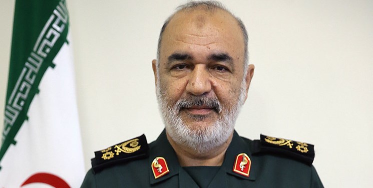 مراسم معارفه فرمانده کل سپاه آغاز شد مراسم معارفه فرمانده کل سپاه آغاز شد