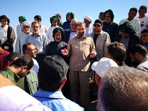 بازدید محسن رضایی از مناطق سیل زده بازدید محسن رضایی از مناطق سیل زده
