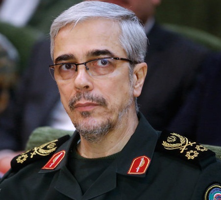 سرلشکر باقری: نفت ایران از تنگه هرمز عبور نکند، حتما نفت دیگران هم عبور نخواهد کرد سرلشکر باقری: نفت ایران از تنگه هرمز عبور نکند، حتما نفت دیگران هم عبور نخواهد کرد