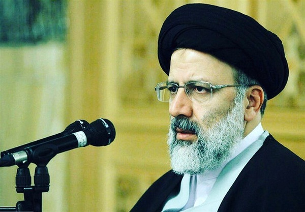 رئیسی:باید با «شبکههای قاچاق» برخورد کرد نه اقدام خرد مرزنشینان رئیسی:باید با «شبکههای قاچاق» برخورد کرد نه اقدام خرد مرزنشینان