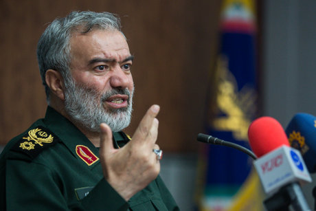 دشمنیهای استکبار هر لحظه پیچیدهتر میشود/ ۴۰ سال است که دشمن هر حربهای را بهکار گرفته تا به انقلاب اسلامی لطمه وارد کند دشمنیهای استکبار هر لحظه پیچیدهتر میشود/ ۴۰ سال است که دشمن هر حربهای را بهکار گرفته تا به انقلاب اسلامی لطمه وارد کند