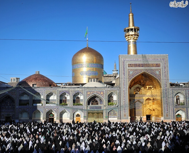 عکس/اقامه نماز عید سعید فطر در حرم رضوی