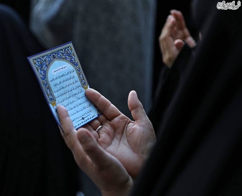 عکس/اقامه نماز عید سعید فطر در حرم رضوی
