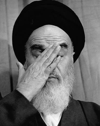 ماجرایی امام خمینی ۲۰ دقیقه برایش اشک ریختند ماجرایی امام خمینی ۲۰ دقیقه برایش اشک ریختند