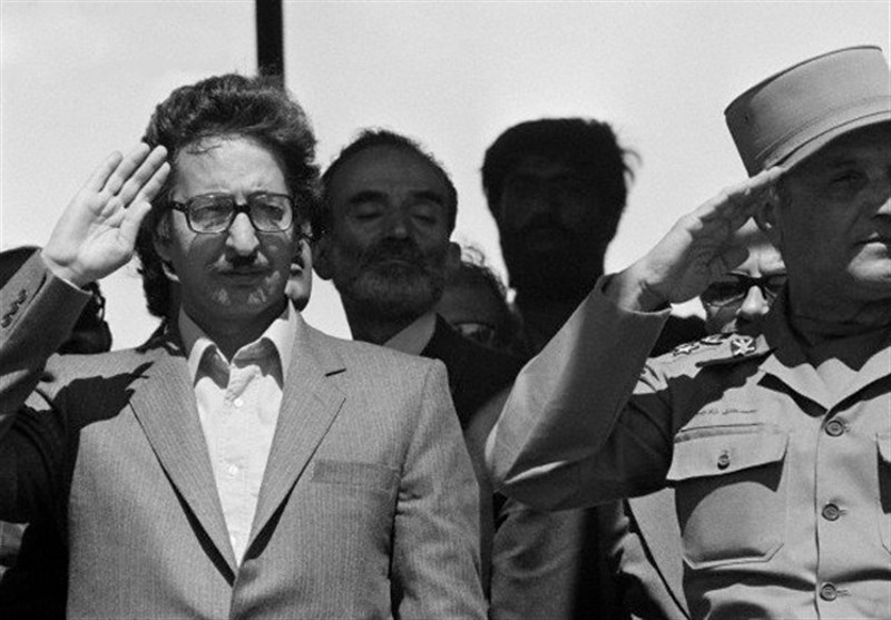 چرا امام خمینی «بنیصدر» را از فرماندهی کل قوا عزل کرد؟ چرا امام خمینی «بنیصدر» را از فرماندهی کل قوا عزل کرد؟