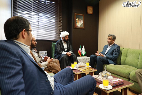 تجلیل ستاد امر به معروف و نهی از منکر از راننده اسنپ