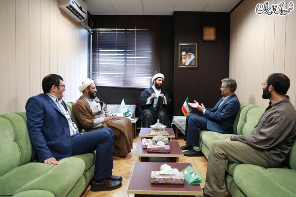 تجلیل ستاد امر به معروف و نهی از منکر از راننده اسنپ