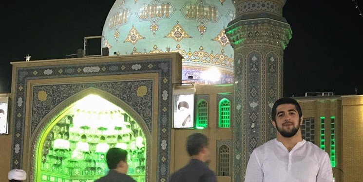 سردار غیبپرور قهرمانی کشتیگیر اوکراینی را تبریک گفت سردار غیبپرور قهرمانی کشتیگیر اوکراینی را تبریک گفت