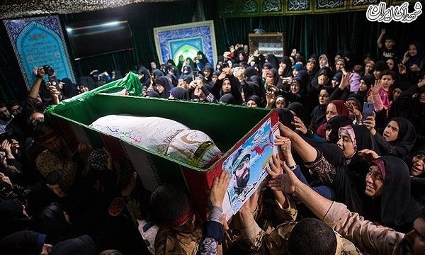مراسم وداع با پیکر مطهر شهید مدافع حرم محمد جنتی