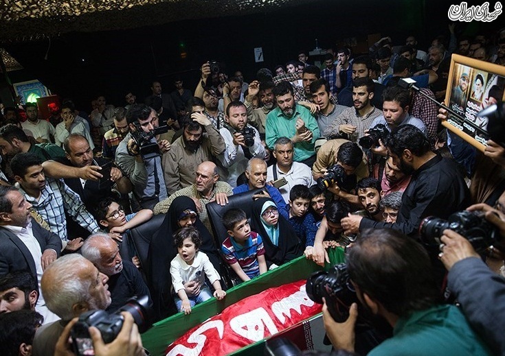 مراسم وداع با پیکر مطهر شهید مدافع حرم محمد جنتی