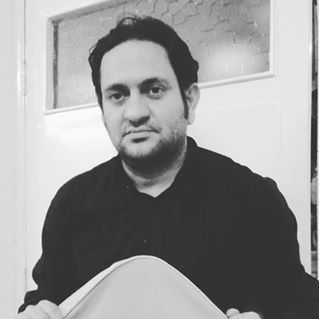 محکوم فتنه وحامی کشف حجاب در بین داوران جایزه ادبی بوشهر +عکس محکوم فتنه وحامی کشف حجاب در بین داوران جایزه ادبی بوشهر +عکس